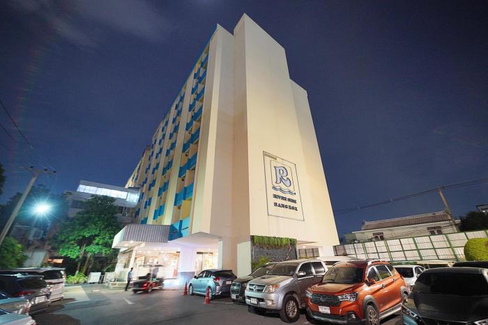 Riverside Bangkok Hotel,,3 star