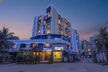 Via Sarah Gold,Jogeshwari West,3 star