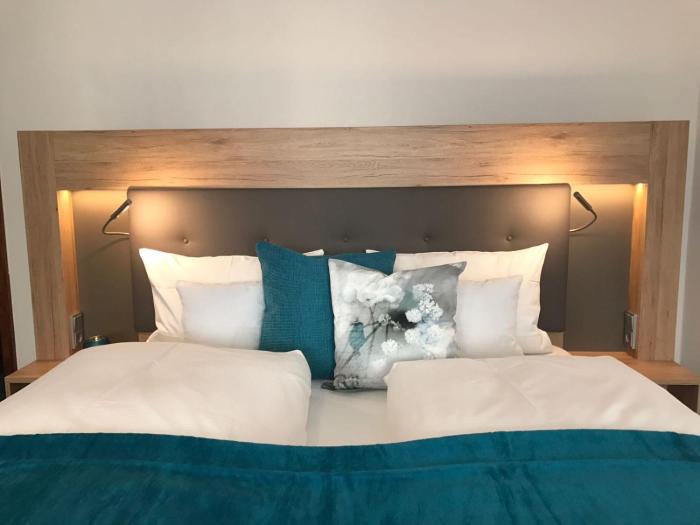 Hotel Kronprinz,Kulmbach>>Bayreuth,4 star