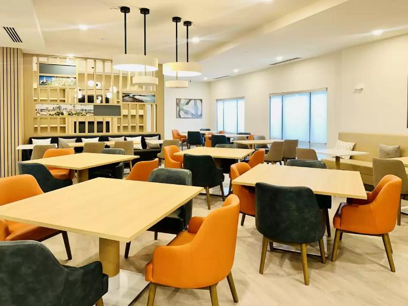 comfort inn and suites