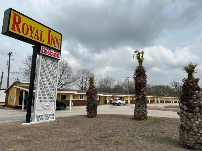 royal inn