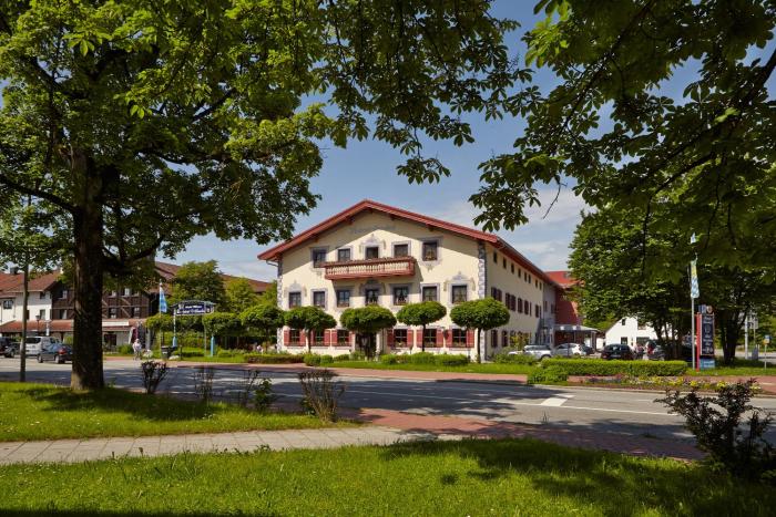 Hotel Sauerlacher Post,Otterfing>>Munich,3 star