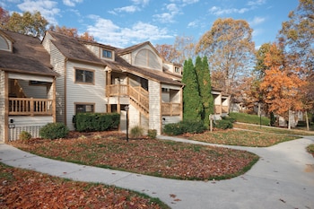 Club Wyndham Resort At Fairfield Glade,On A Lake,3.5 star