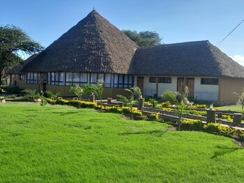 Penety Amboseli Resort,,3 star