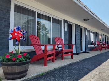 The Lakehouse Inn At Sledd Creek