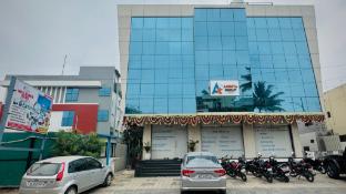 Hotel Ajinkya Palace,,3 star