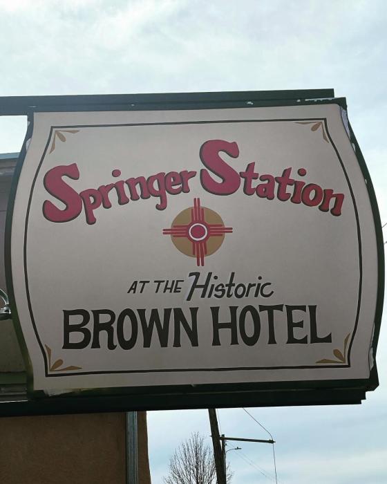 Springer Station,,2 star