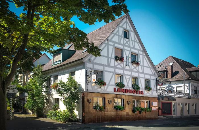 Landhotel 3Kronen,Bamberg>>Adelsdorf,3 star