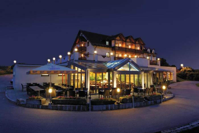 Panorama-Hotel Am See,Cham>>Bavaria,3 star