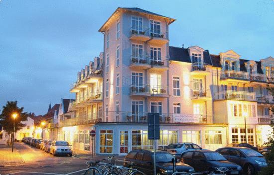 Residenz-Strandhotel,Seepromenade>>Rostock,4 star