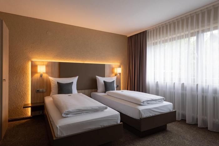 Hotel & Restaurant Becher,Schlossstrasse 7,4 star