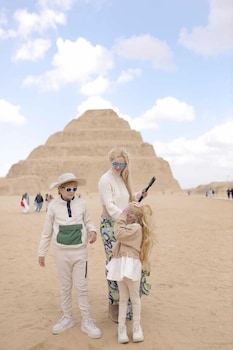 regent pyramids view