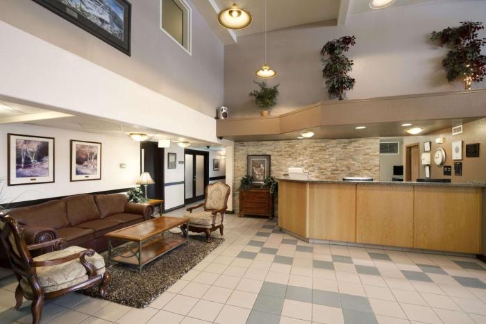 Super 8 By Wyndham Dawson Creek,Dawson Creek>>British Columbia,2 star