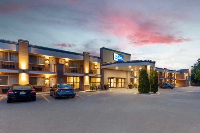 Best Western Halton Hills,Brampton>>Ajax,2.5 star