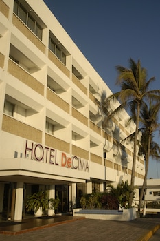 Hotel De Cima