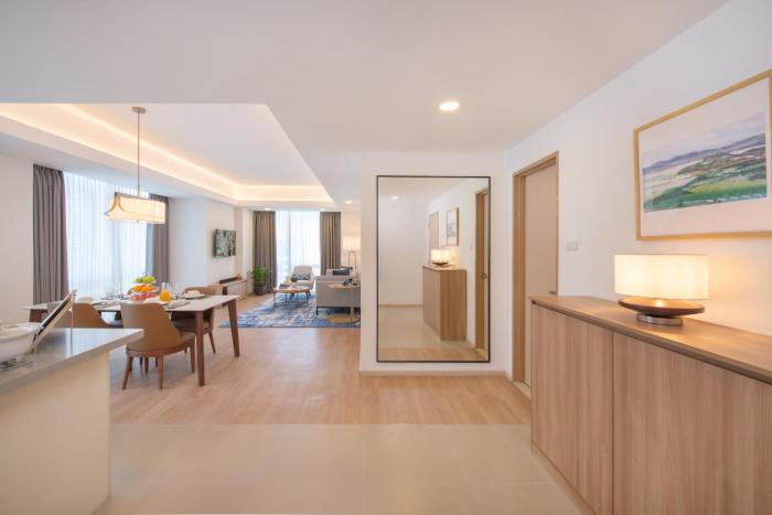 Somerset Valero Makati,,4.5 star