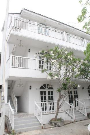 Bananaleaf Wedding Cafe & Resort,,3 star