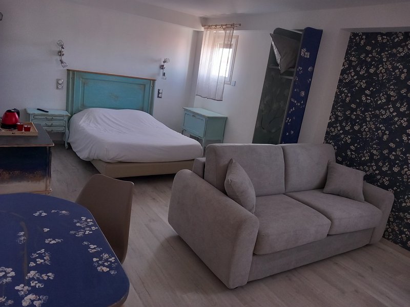 Cit'hotel Le Montreal,L'epine>>Chalons-En-Champagne,2 star