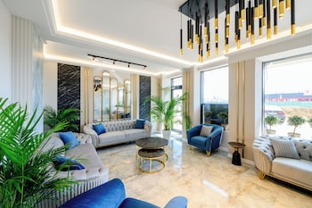 Elitte Inn & Suites,,3 star