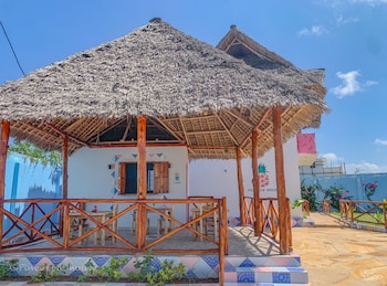 spice sea beach house and restaurant