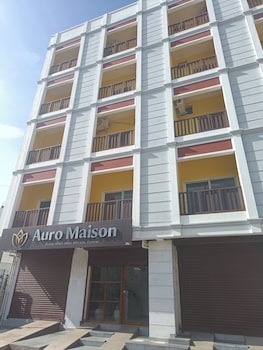 Hotel Auro Maison,,2 star