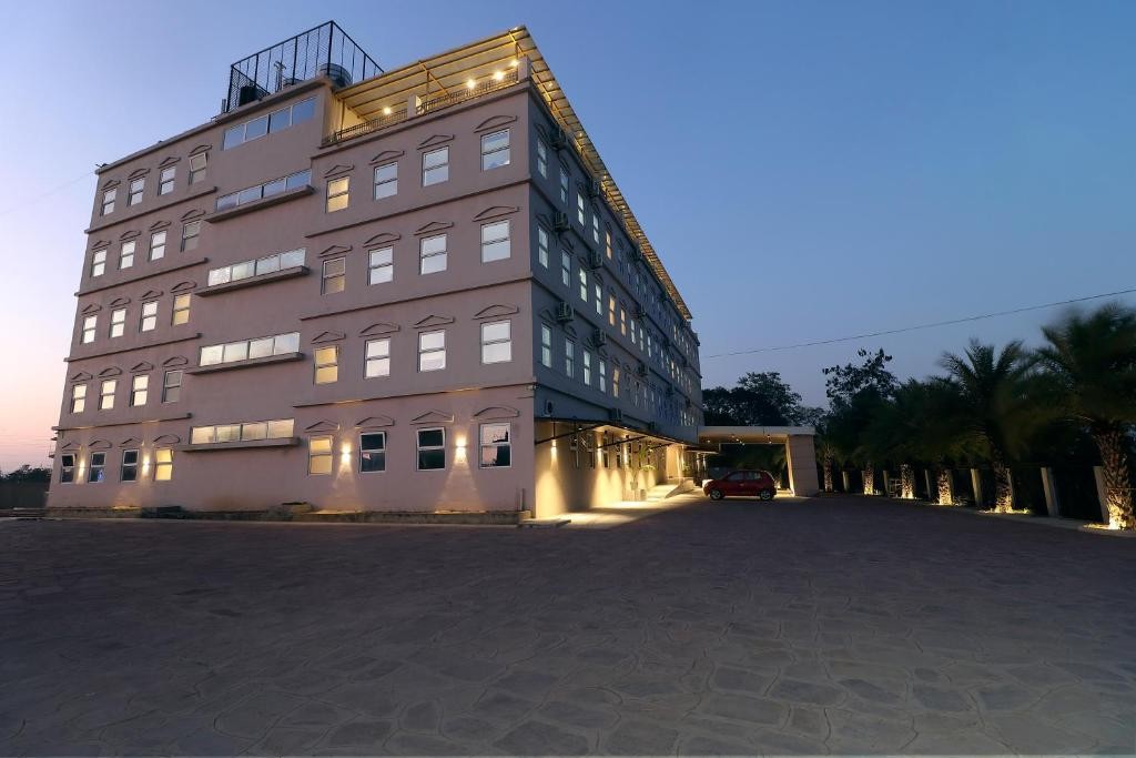 Landmark Bhairahawa,,2.5 star