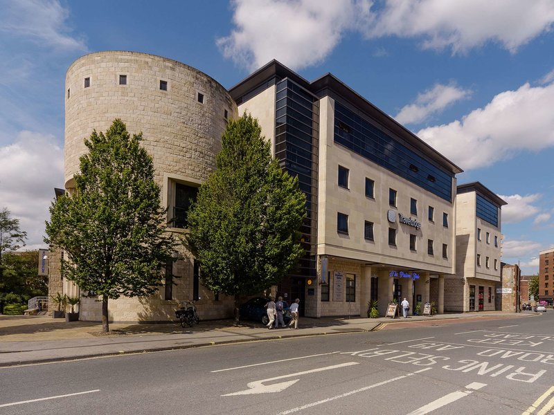 Travelodge York Central,Hessay>>North Yorkshire,3 star