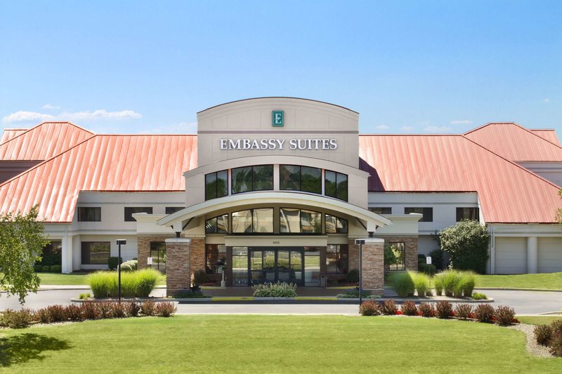 embassy suites by hilton detroit metro airport
