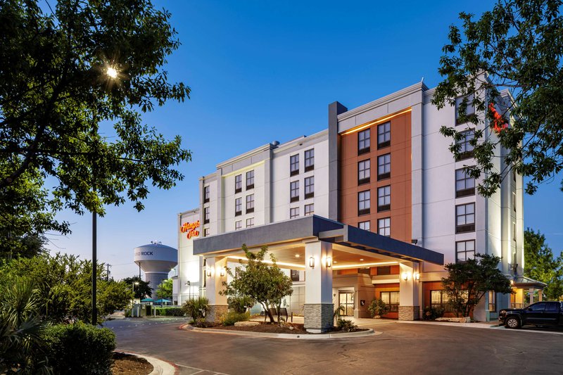 Hampton Inn Austin-Round Rock,Austin County>>Austin,2.5 star