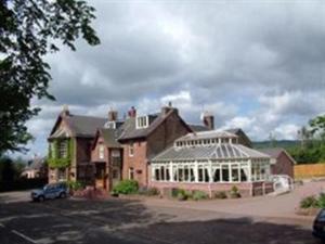 Inchture,Fife>>Dundee,3 star