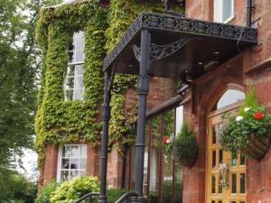 Inchture,Fife>>Dundee,3 star