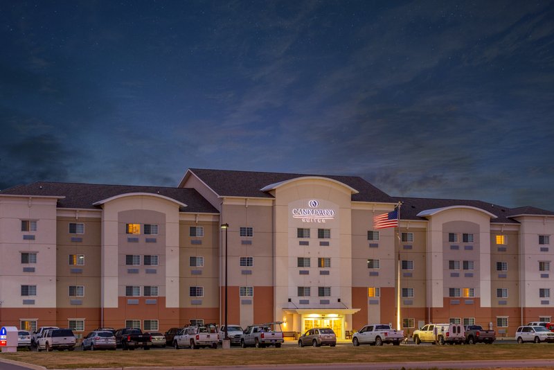 candlewood suites minot by ihg