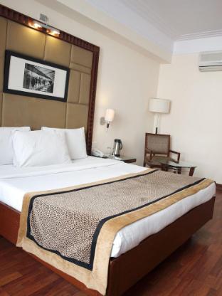 The Bmk Hotel,,4 star