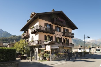 Chateau,Aymavilles>>Aosta,3 star