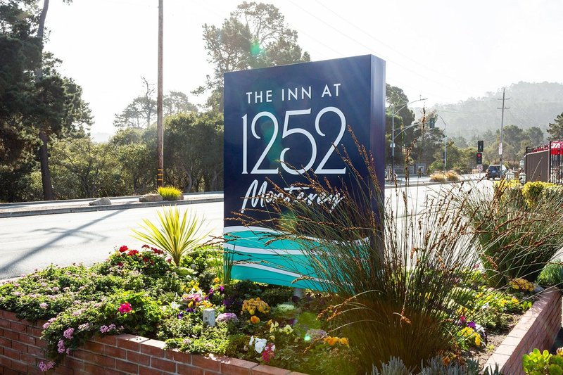 the inn at 1252