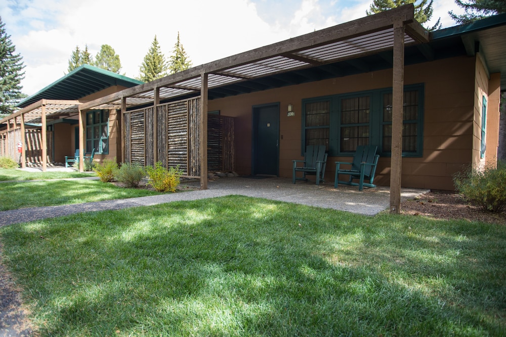 Jackson Lake Lodge,,3.5 star