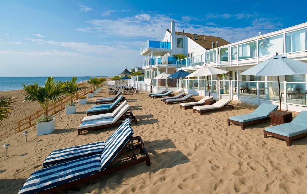 Blue - Inn On The Beach,Newbury>>Beverly,3.5 star
