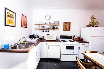 Pensione Popolo,Plateau Mont Royal>>Montreal,3 star