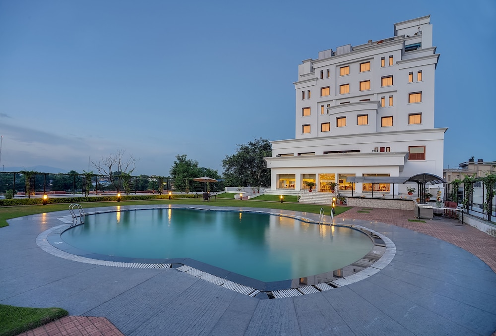 Royal Sarovar Portico Siliguri,,3.5 star