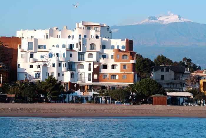sporting baia hotel