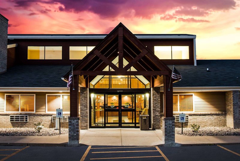Americinn By Wyndham Menomonie,Eau Claire>>Dunn,2.5 star