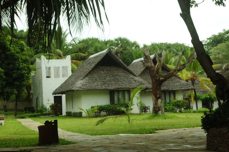 Jacaranda Indian Ocean Beach Resort,Kwale>>Diani Beach,3.5 star