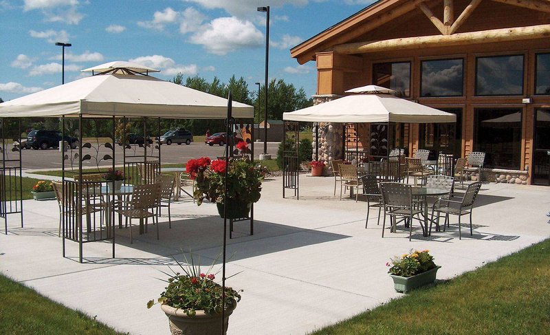 Cobblestone Hotel And Suites Ladysmith,Rice Lake>>Ladysmith,2.5 star