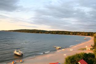 Bayshore Resort,Grand Traverse Bay>>Grand Traverse,3 star