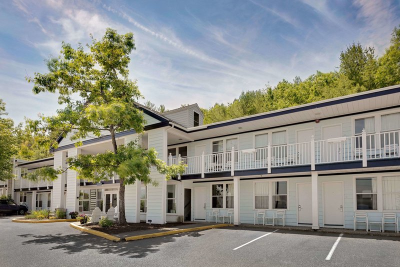 days inn bar harbor
