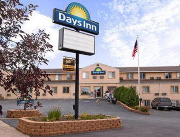 Days Inn By Wyndham Custer,Custer County>>Custer,3 star