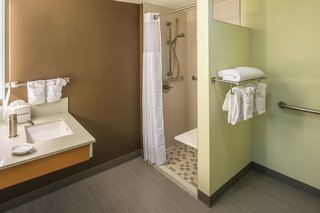 Red Lion Inn & Suites Everett,Snohomish>>Everett,3 star