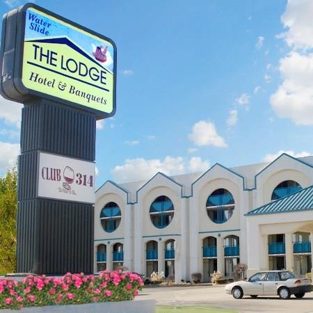 the lodge hotel and banquets