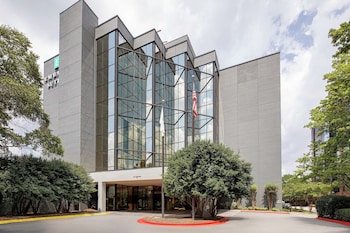 embassy suites by hilton atlanta perimeter center