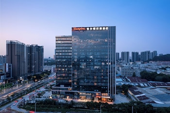 Hampton By Hilton Guangzhou Xintang,,3 star